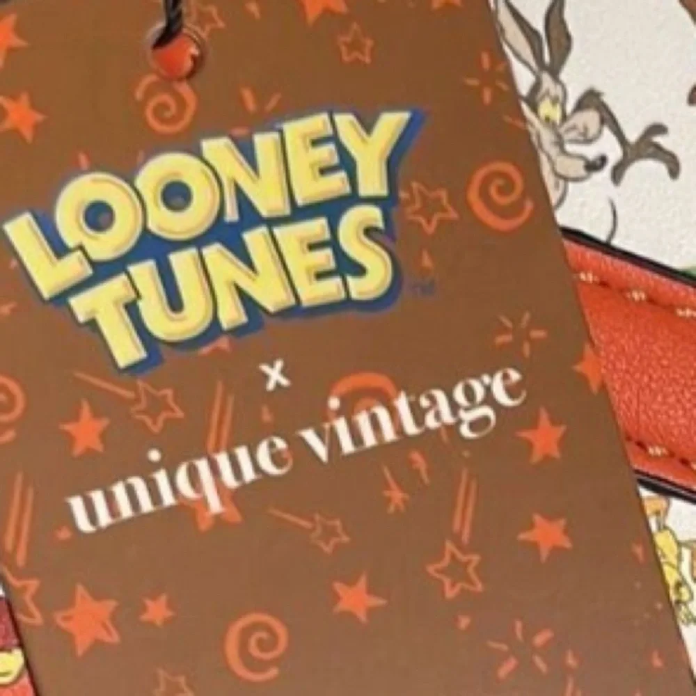 Unique Vintage x Looney Tunes purse backpack